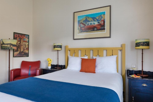 Sonoma Creek Inn image 7